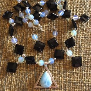 Larimer Pendent with Onyx Necklace and Earrings